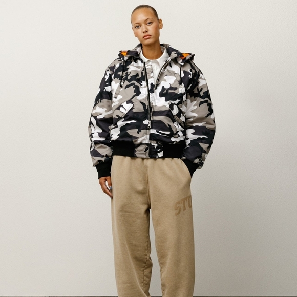 Stussy Camo Bomber Size M - Picture 2 of 4